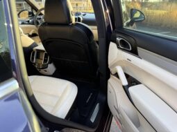 										2017 Porsche Cayenne Turbo full									