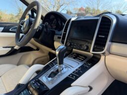 										2017 Porsche Cayenne Turbo full									