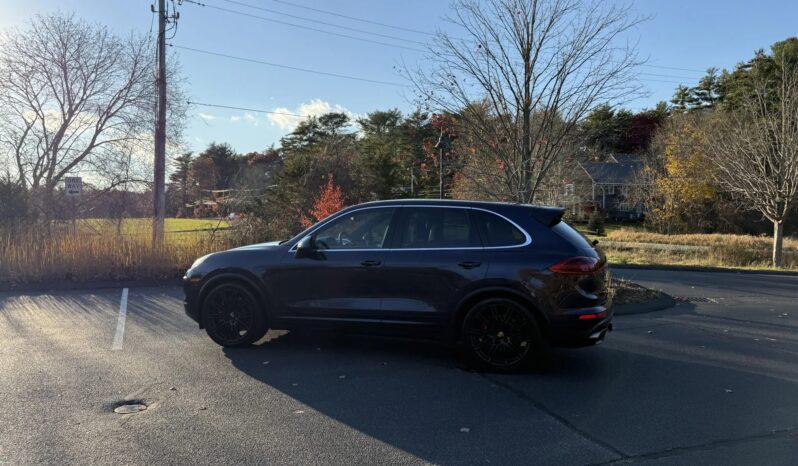 								2017 Porsche Cayenne Turbo full									