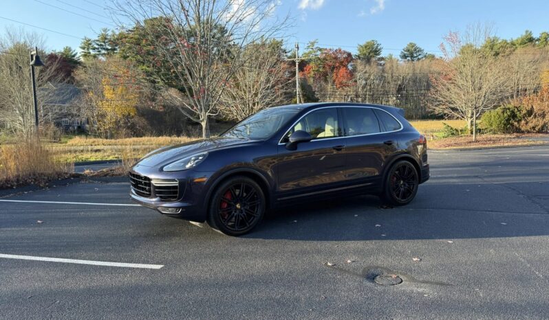 								2017 Porsche Cayenne Turbo full									