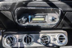 										1967 Ford Mustang Fastback 5-Speed full									