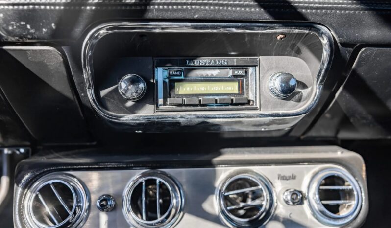 								1967 Ford Mustang Fastback 5-Speed full									