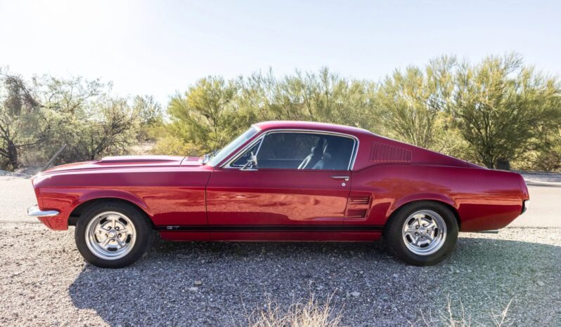 								1967 Ford Mustang Fastback 5-Speed full									
