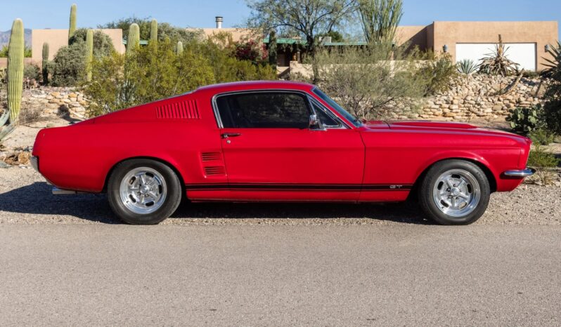 								1967 Ford Mustang Fastback 5-Speed full									