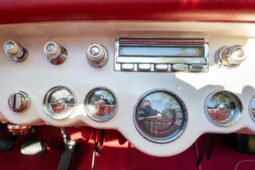 										1954 Chevrolet Corvette 4-Speed full									