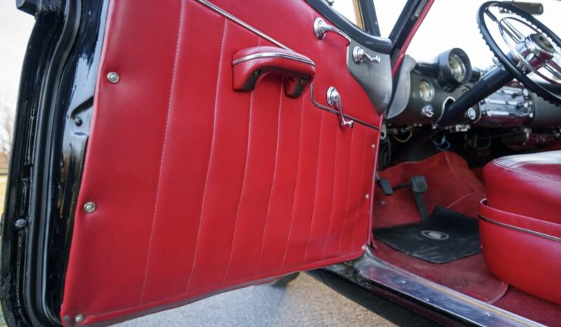 								1950 Buick Super Estate Wagon full									