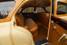 										1948 Packard Standard Eight Station Sedan Woodie full									