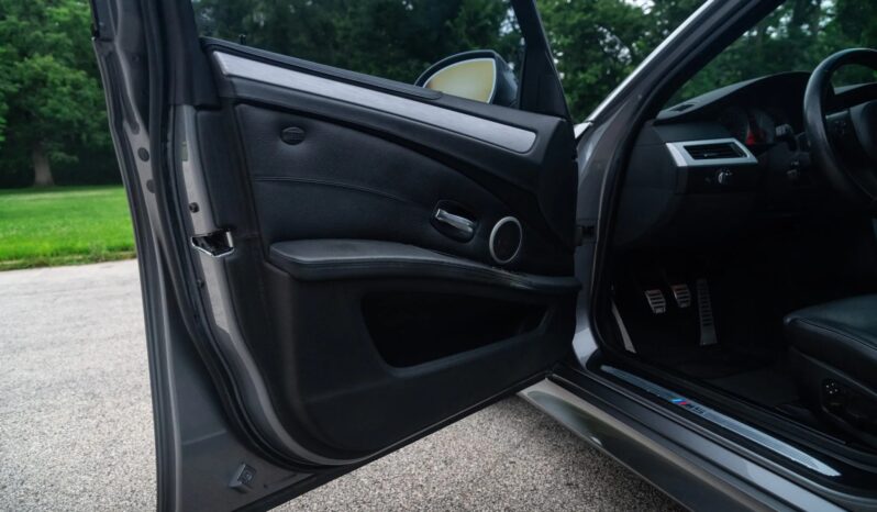 								2009 BMW M5 Dinan S1 6-Speed full									