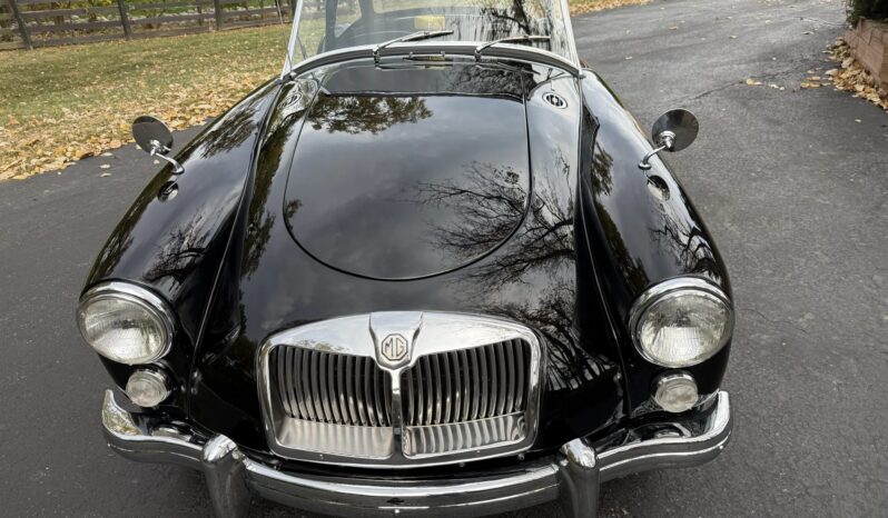 								1962 MG MGA 1600 Mk II Roadster full									