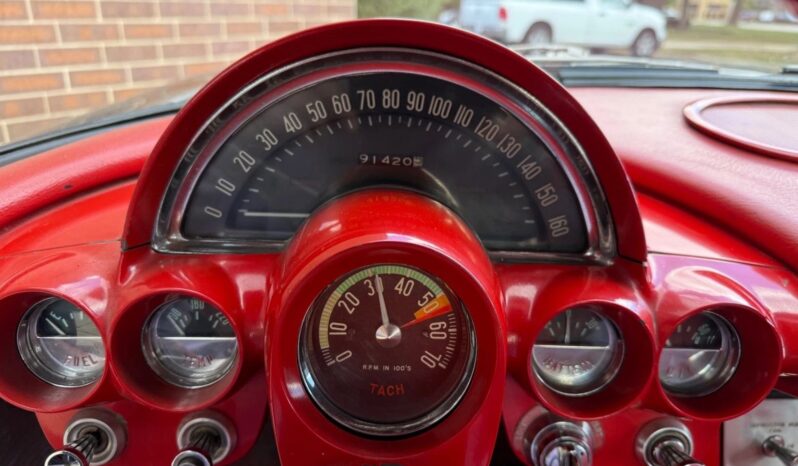 
								1961 Chevrolet Corvette 283 230hp full									