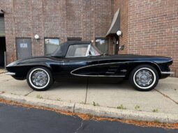 
										1961 Chevrolet Corvette 283 230hp full									