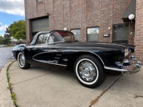 1961 Chevrolet Corvette 283 230hp