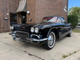 1961 Chevrolet Corvette 283 230hp