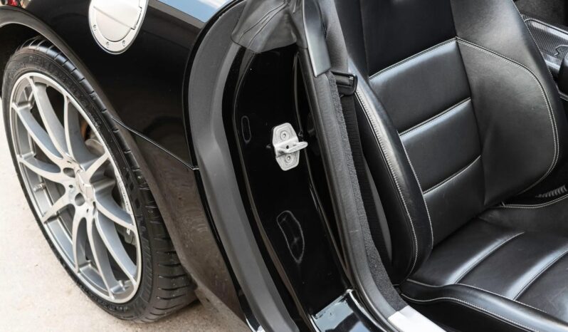 
								2012 Mercedes-Benz SLS AMG Roadster full									