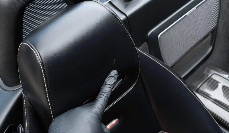 
								2012 Mercedes-Benz SLS AMG Roadster full									