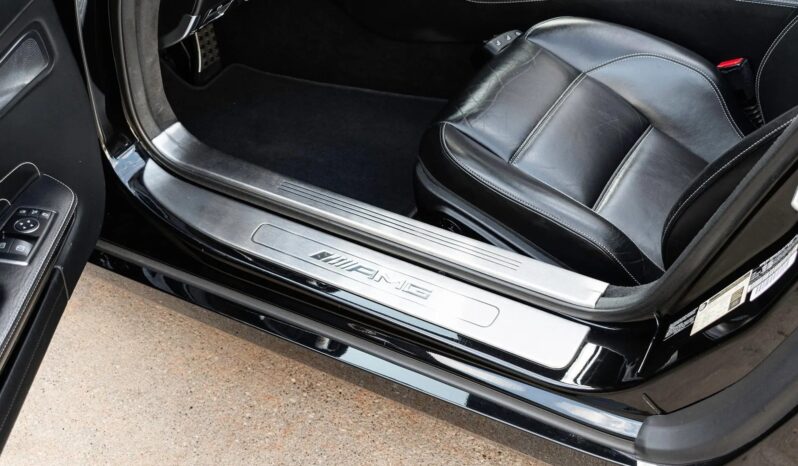 
								2012 Mercedes-Benz SLS AMG Roadster full									