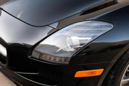 
										2012 Mercedes-Benz SLS AMG Roadster full									