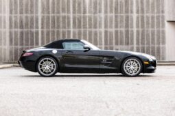
										2012 Mercedes-Benz SLS AMG Roadster full									