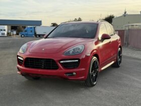 2014 Porsche Cayenne GTS