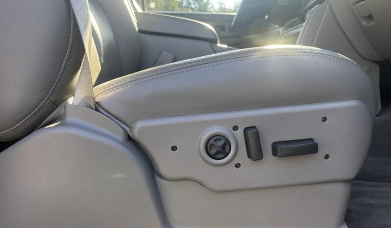 
								2005 Chevrolet Tahoe LT 4×4 full									