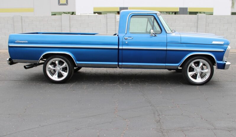 								1967 Ford F-100 full									