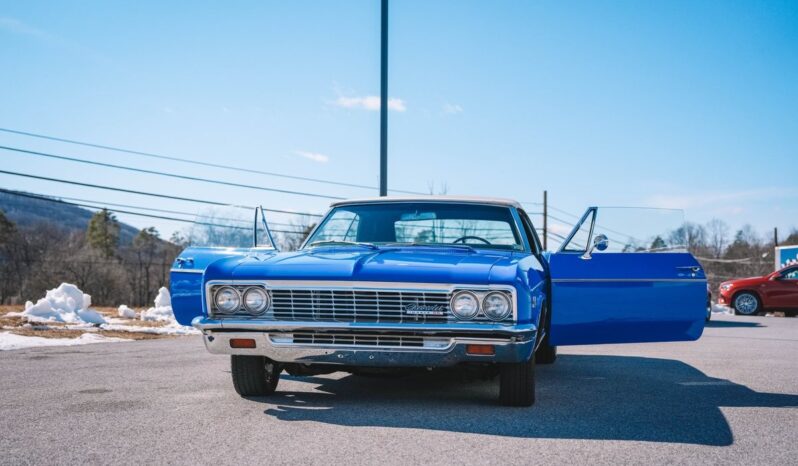 
								1966 Chevrolet Impala SS Convertible 427 V8 full									