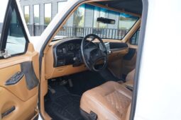 
										1993 Ford Bronco XLT Blue Point 302ci full									