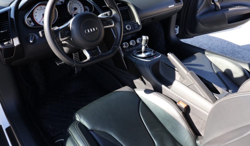 								2012 Audi R8 V10 Coupe Exclusive Selection Edition full									