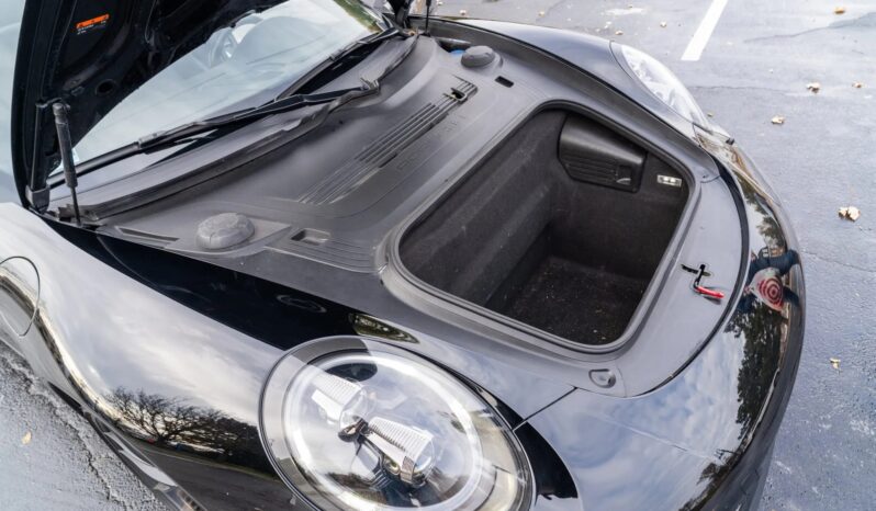 
								2018 Porsche 911 Carrera 4 GTS Coupe full									