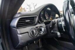 
										2018 Porsche 911 Carrera 4 GTS Coupe full									