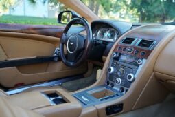 										2010 Aston Martin DB9 Volante full									