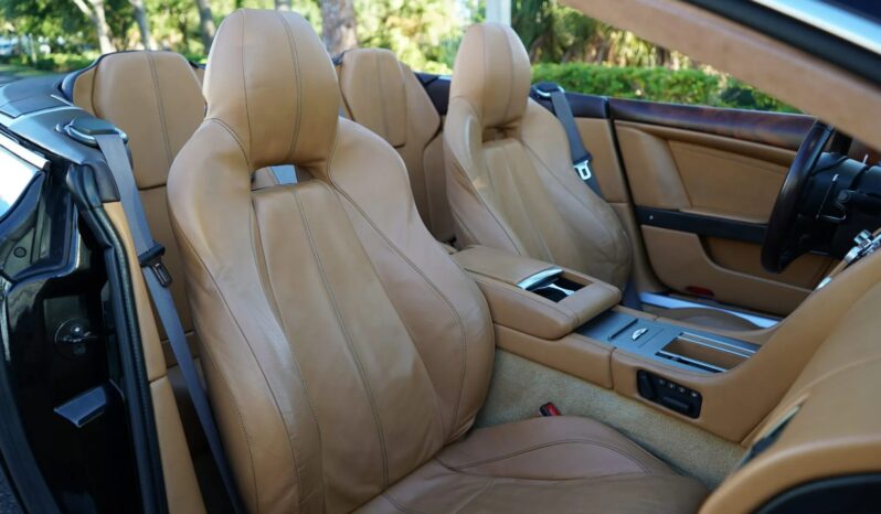 								2010 Aston Martin DB9 Volante full									