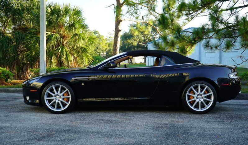 								2010 Aston Martin DB9 Volante full									
