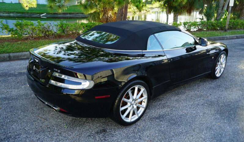 								2010 Aston Martin DB9 Volante full									