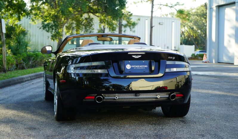 								2010 Aston Martin DB9 Volante full									