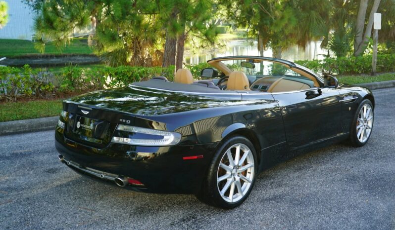 								2010 Aston Martin DB9 Volante full									