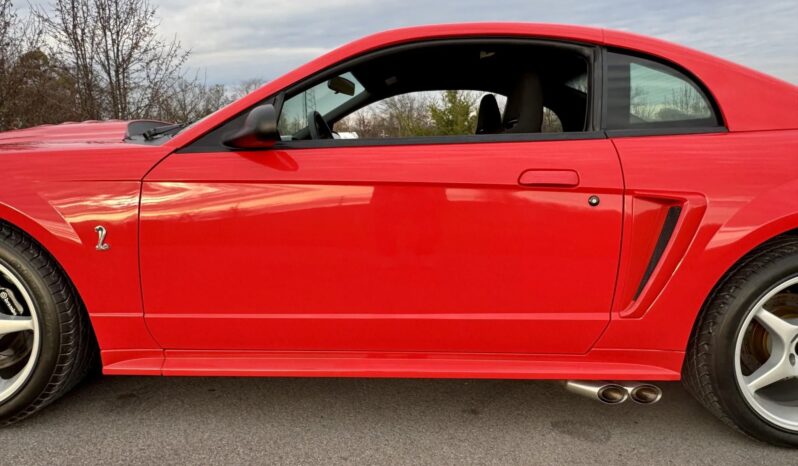 								2000 Ford Mustang SVT Cobra R full									