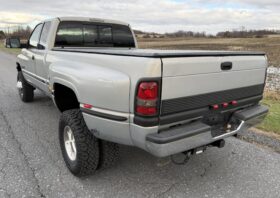 1999 Dodge Ram 3500 SLT Quad Cab Dually 4×4 Cummins