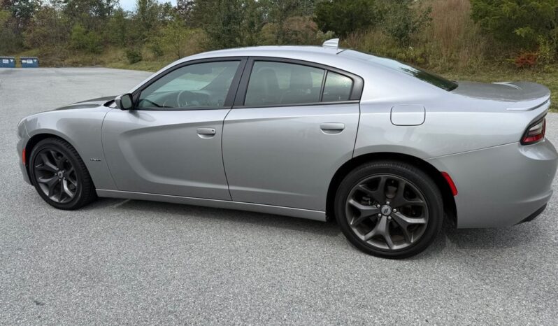 
								2018 Dodge Charger RT Plus full									