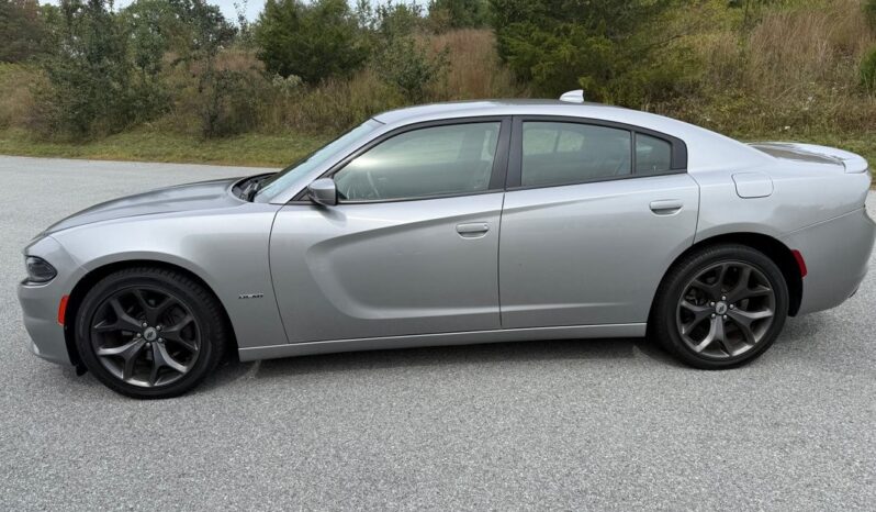 
								2018 Dodge Charger RT Plus full									