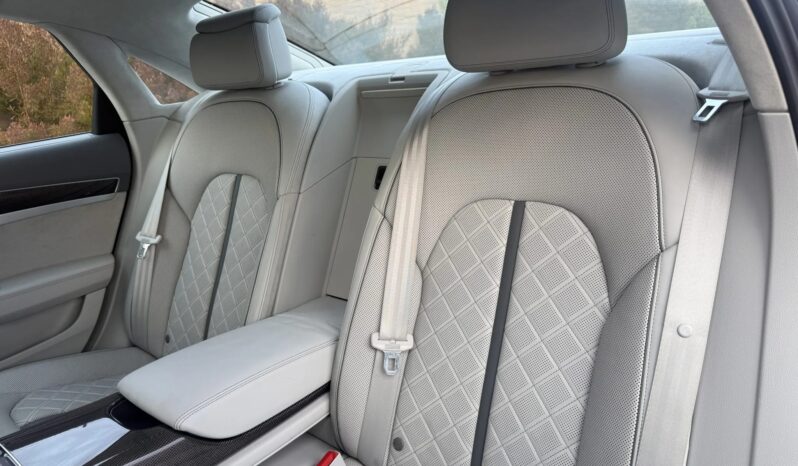 
								2013 Audi S8 Turbocharged full									