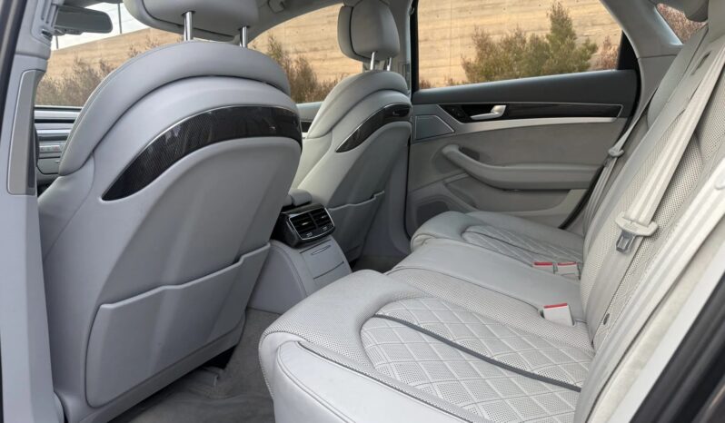 
								2013 Audi S8 Turbocharged full									