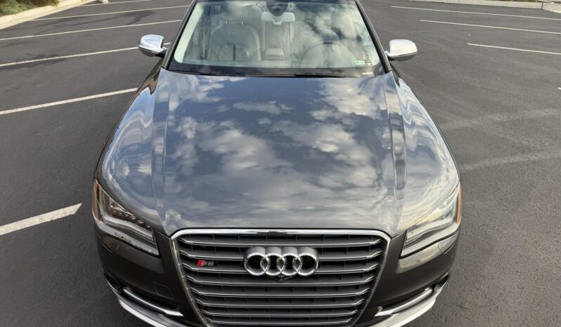 
								2013 Audi S8 Turbocharged full									