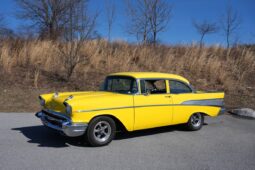 
										1957 Chevrolet Bel Air 2-Door Sedan 355 V8 full									