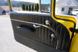 
										1957 Chevrolet Bel Air 2-Door Sedan 355 V8 full									