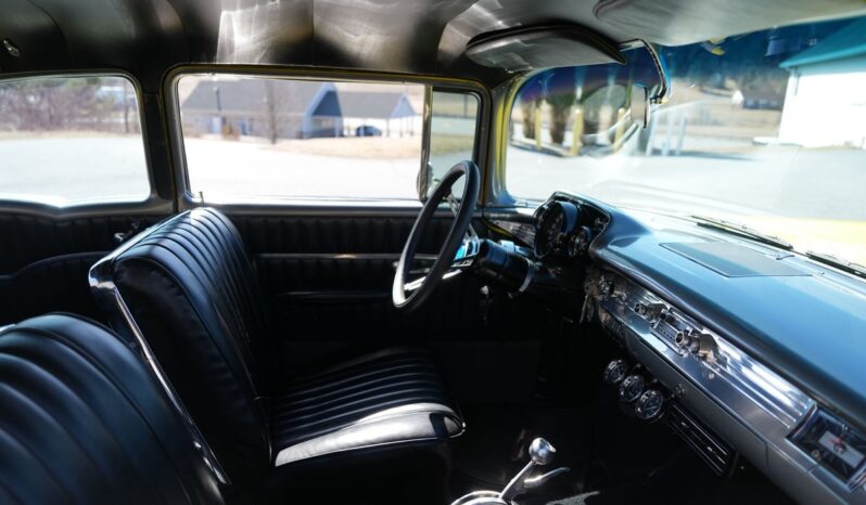 
								1957 Chevrolet Bel Air 2-Door Sedan 355 V8 full									