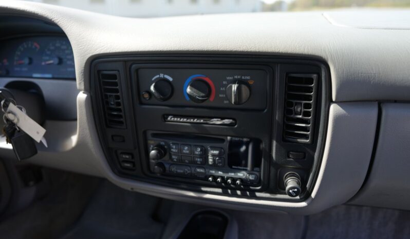 
								1996 Chevrolet Caprice Impala LT1 full									