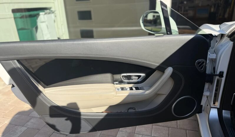 
								2015 Bentley Continental GT V8 S Convertible full									