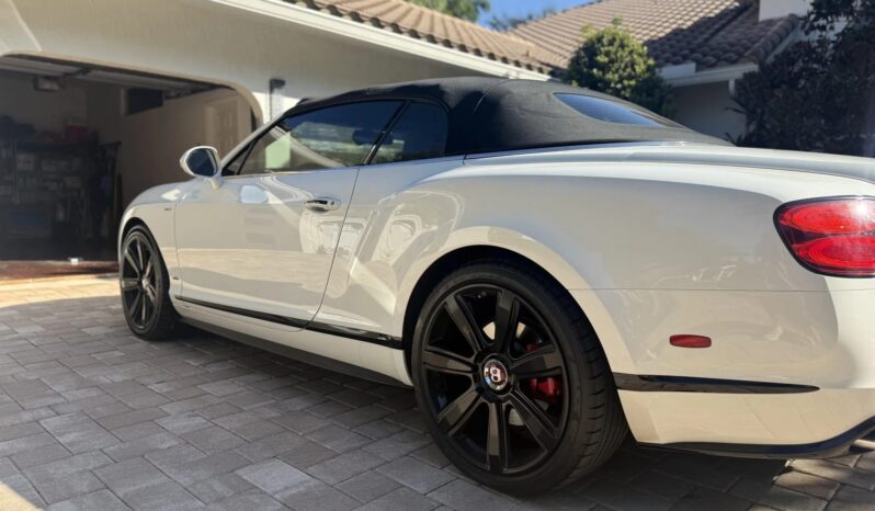 
								2015 Bentley Continental GT V8 S Convertible full									