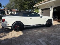 
										2015 Bentley Continental GT V8 S Convertible full									